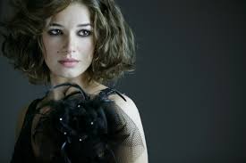 Ana Caterina Morariu: “Che storia sarebbe senza amore? In fondo, si amano  tutti”