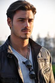 Il modello pompadour ed il doppio taglio. Taglio Capelli Francesco Monte Estate 2012 Moda Uomo Paperblog