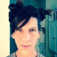 Suzanne Rees's Instagram, Twitter & Facebook