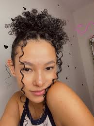 coque 🌟 . . . . #penteado #cacheada #explorar #photos #curls #penteadofácil