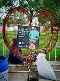 El compromiso de #ElTío se transforma en ayuda! ♻️💙 ​Desde el área de  Ambiente, se logró entregar a la Cooperativa Escolar todas las tapitas que  recolectamos gracias a ustedes en los Puntos