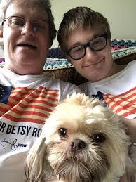 Lisa Gutterman's Instagram, Twitter & Facebook