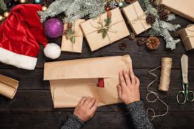 Schleifen beim schenken zu weihnachten geht es nicht nur darum, wie viel das geschenk gekostet hat. Die Top 10 Geldgeschenke Zu Weihnachten Friendsurance