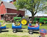 Day at Dickson-Murst Farm