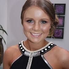 Monique Browne's Instagram, Twitter & Facebook