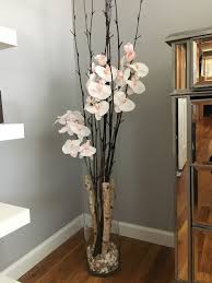 Kitchen design by kariouk associates. 24 Floor Vases Ideas For Stylish Home Decor Shelterness