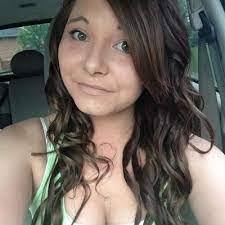 Ashlee Ball's Instagram, Twitter & Facebook