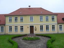 , jedoch selten) ist eine . Herrenhaus Wust In Wust Fischbeck