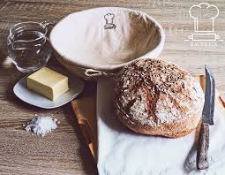 Rezept Fur Dinkel Chia Brot Mit Dem Garkorbchen Chia Brot Lebensmittel Essen Brot Backen