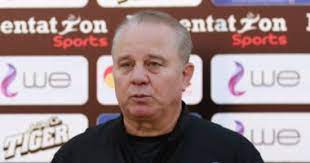 رد شوقي غريب المدير الفني للمنتخب الأوليمبي على وكيل اللاعب الدولي محمد صلاح، بشأن تدوينته عن عدم حسم محمد صلاح لموقفه من دعم قائمة المنتخب الأوليمبي. Ø´ÙˆÙ‚ÙŠ ØºØ±ÙŠØ¨ ÙŠØ­Ø°Ø± Ø§Ù„Ù„Ø§Ø¹Ø¨ÙŠÙ† Ù…Ù† Ø§Ù†ØªÙØ§Ø¶Ø© Ø§Ù„Ø£Ø±Ø¬Ù†ØªÙŠÙ† ÙÙŠ Ø§ÙˆÙ„ÙŠÙ…Ø¨ÙŠØ§Ø¯ Ø·ÙˆÙƒÙŠÙˆ Ø§Ù„ÙŠÙˆÙ… Ø§Ù„Ø³Ø§Ø¨Ø¹