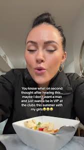 Single Girls' Summer Vibes: Louisville Hookup & Dating Life