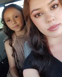 ℒ𝒾𝓏ℯ𝓉𝒽 ℛℴ𝒷𝓁ℯ𝓈 (@lhrobles) · Instagram photos and Reels