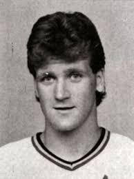 Player photos for the 1986-87 Swift Current Broncos at hockeydb.com
