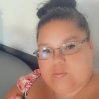 Tara Picard's Instagram, Twitter & Facebook