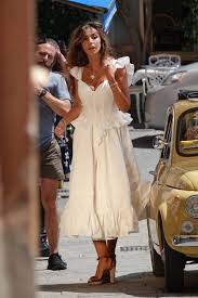 Fiind mereu în atenția paparazzilor, nu e de mirare că au apărut și primele imagini. MÄƒdÄƒlina Ghenea Holiday With The Boyfriend How Was The Actress Surprised By The Famous Millionaire Photo Madalina Ghenea
