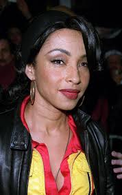 Ladies and Gentlemen to all the "Tony Toni Tone" fans, Dwayne Wiggins has  passed away. It was announced from his team , prayers to the Wiggins family  💜🤲🏾🕊. Singer, guitarist, and record