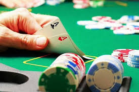 Thanks to some common skills, playing poker has become a hobby for most  chess players- The New Indian Express