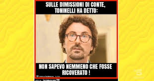 Born 7 april 1954) is an italian comedian, actor, writer and film director. Striscia La Notizia Ezio Greggio Ridicolizza Danilo Toninelli Conte Si E Dimesso Ma Come Umiliazione Estrema In Prima Serata Libero Quotidiano