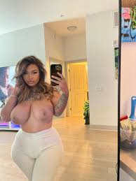 TW Pornstars - DESSSYYY💋. Twitter. What yall doin today 😈 4th july  special on my porn site. 8:05 PM - 4 Jul 2022