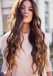 Lunghi capelli lisci con taglio pari e scalatura davanti . Capelli Lunghi Che Passione Globelife