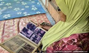 Prime minister najib abdul razak has threatened to sue malaysiakini over readers' comments published in two 'yoursay' articles sekilas fakta: 6trgkohbms6x3m