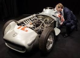 1954 2 Liter Straight 8 Mercedes Benz W196 Einsitzer Chassis Number 00006 54 In Which Five Times World Champion Juan Manuel F Mercedes Benz Benz Mercedes