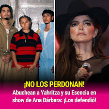 Entre lágrimas Ana Bárbara sacó las garras por sus invitados 😳  https://www.univision.com/famosos/abuchean-a-yahritza-y-su-esencia-en-concierto-de-ana-barbara-con-lagrimas-ella-los-defiende-video?utm_campaign=ImageFamosos&utm_medium=social&utm_source  ...