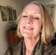 🏩 Welcome to Marilyn Johnson Kozlow, our Guest Speaker this Sunday, March  27! She shines with happiness and shares all things wonderful! Let's look  into the beauty of life through Marilyn's lens