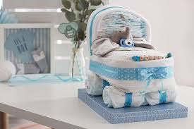 Jungen Windelwagen In Pastelligen Blautonen Selber Machen Windelwagen Baby Geschenke Geschenke Fur Neugeborene