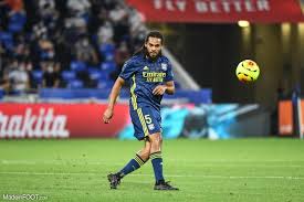 Seizièmes de ligue 1, les… Ol Denayer Revient Sur La Rumeur D Un Transfert A Naples