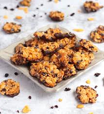 Jeff puts his twist on the italian classic by turning it into a cookie complete with chocolate chips, pistachios and dried cherries. Florentine Cookies With Dark Chocolate Nut Free A Baking Journey