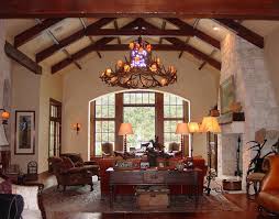 Explore over 5,000 acres of rugged canyons, scenic plateaus and tranquil creek bottoms at this former ranch northwest of san antonio. Texas Hill Country Traditional Living Room Austin By Shiflet Group Architects Houzz Au