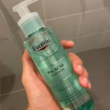 A little nightingale that love to forward beauty and healthy lifestyle. Eucerin Pro Acne Solution Cleansing Gel Konvy