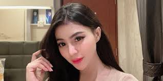 Tisya lahir di kendari, sulawesi tenggara pada 24 juli 1995. Gi5tuvda6r5t8m