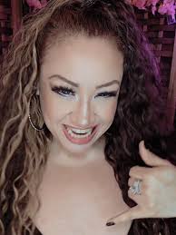 Brenda Mayte's Instagram, Twitter & Facebook