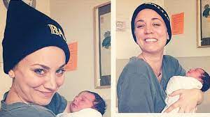 As a member of the cast of one of the biggest shows in television history, she has nothing but kind things. Kaley Cuoco Sweeting Im Baby Gluck