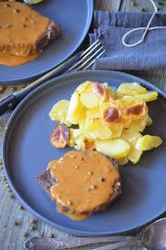 Pave Sauce Au Poivre Vert Le Blog De C Est Nathalie Qui Cuisine Sauce Poivre Vert Sauce Au Poivre Cuisine