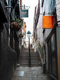 The Christmas Steps Bristol An Essential Guide For The Magical Diagon Alley Art Quarter Diagon Alley Bristol Female Travel Blog