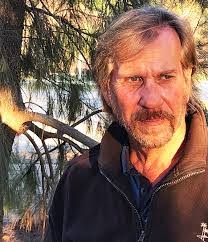 Brett Paris's Instagram, Twitter & Facebook