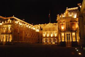 Chateau Versailles At Night I Love To Take Night Pictures Chateau Versailles Versailles Chateau