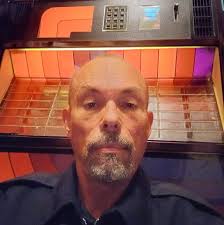 Why do some Gottlieb pinball games have a green Manufacturer's Certificate  with serial number?