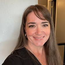 I have a friend who is a vet technician and also a dog groomer who lives