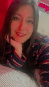 Karen Toledo's Instagram, Twitter & Facebook