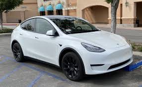 Tesla Model Y Sets A New Normal For Evs If You Buy An Electric Car Remember This Super Luxury Cars Tesla Model Best Luxury Cars