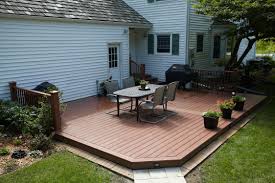 Here Is A Fantastic Gossen Deck In Southeastern Wisconsin Deck Pvc Decking Patio