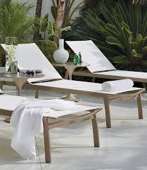 frontgate white chaise lounge chaise longue piscine equipement de piscine chaises de piscine