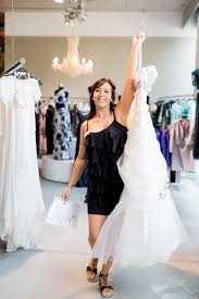 Jetzt anprobetermin bei balayi berlin vereinbaren. Crusz Brautmoden Berlin 1 Hochzeitsblog Two Wedding Sisters