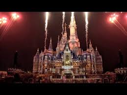 The magic kingdom at walt dis. Full Disneyland Shanghai Castle Light Show And Fireworks English And Chinese Youtube