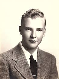 Here is a photo of my great grandfather John Waldon (Wallen) born in  Rockcastle County, Kentucky in 1875. The family was originally Wallen (and  Walling). John's older brother moved to Indiana and