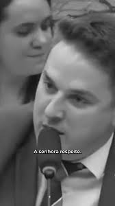 Hoje todos os jornais noticiaram o que aconteceu comigo na CPI do MST.  Quero agradecer a todas as mensagens de solidariedade e dizer às mulheres  brasileiras o que disse na comissão: nunca abaixem a ...